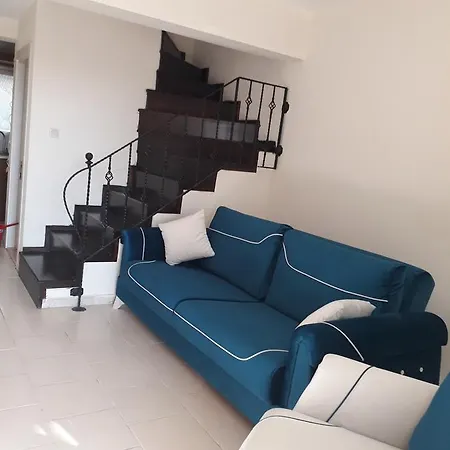 Villa Areon Bag Evi